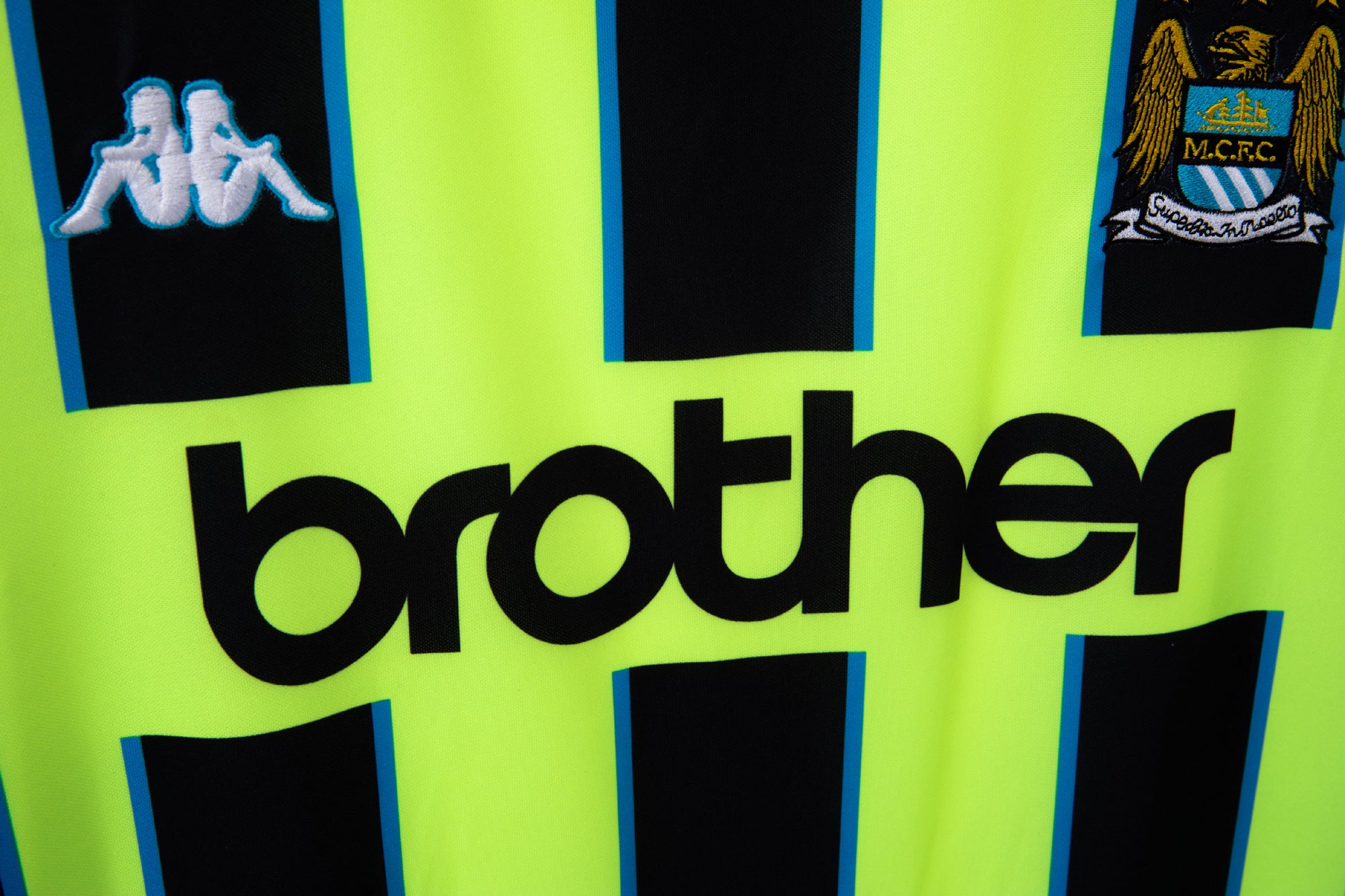 Manchester City 99-00 Away