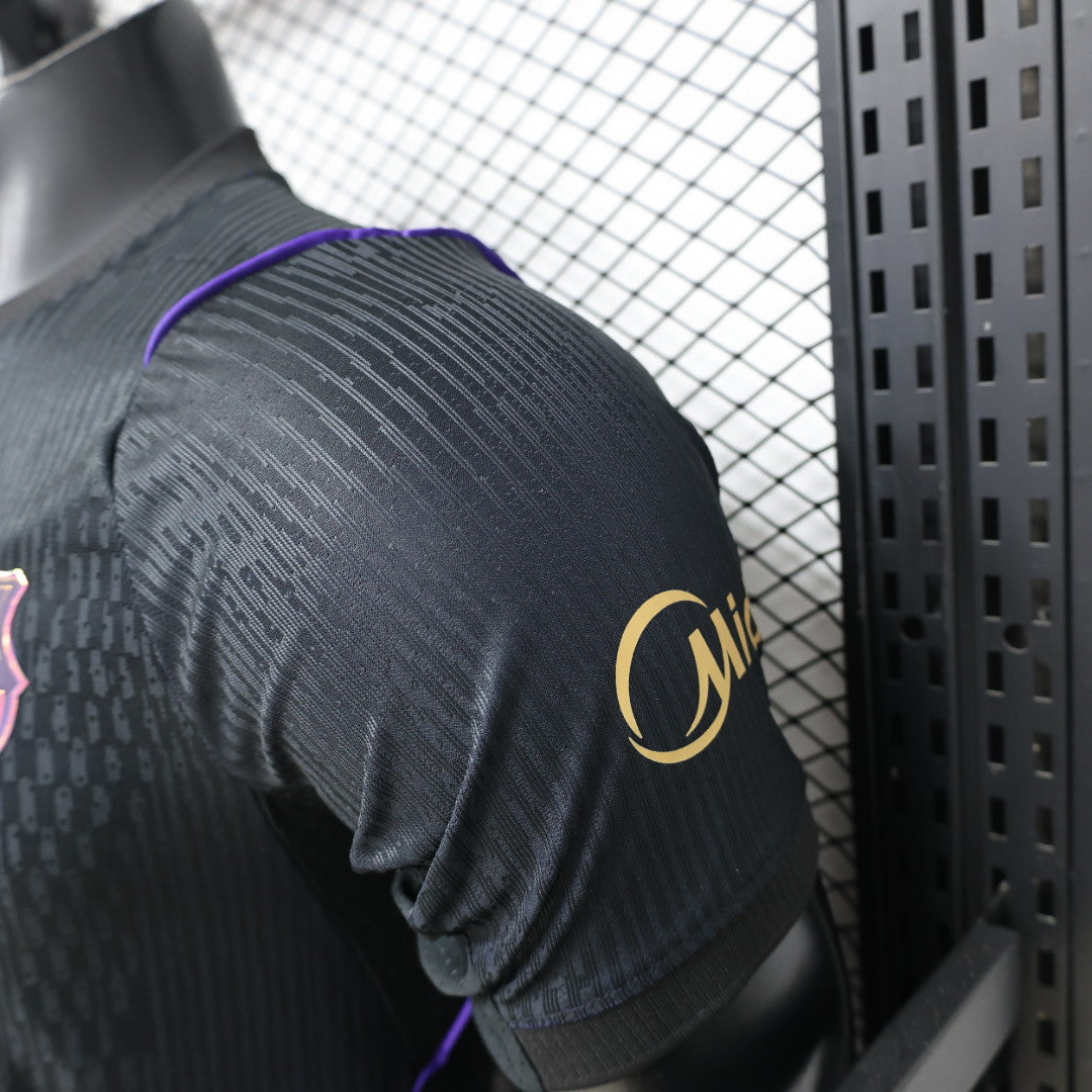 Barcelona Away 26-27