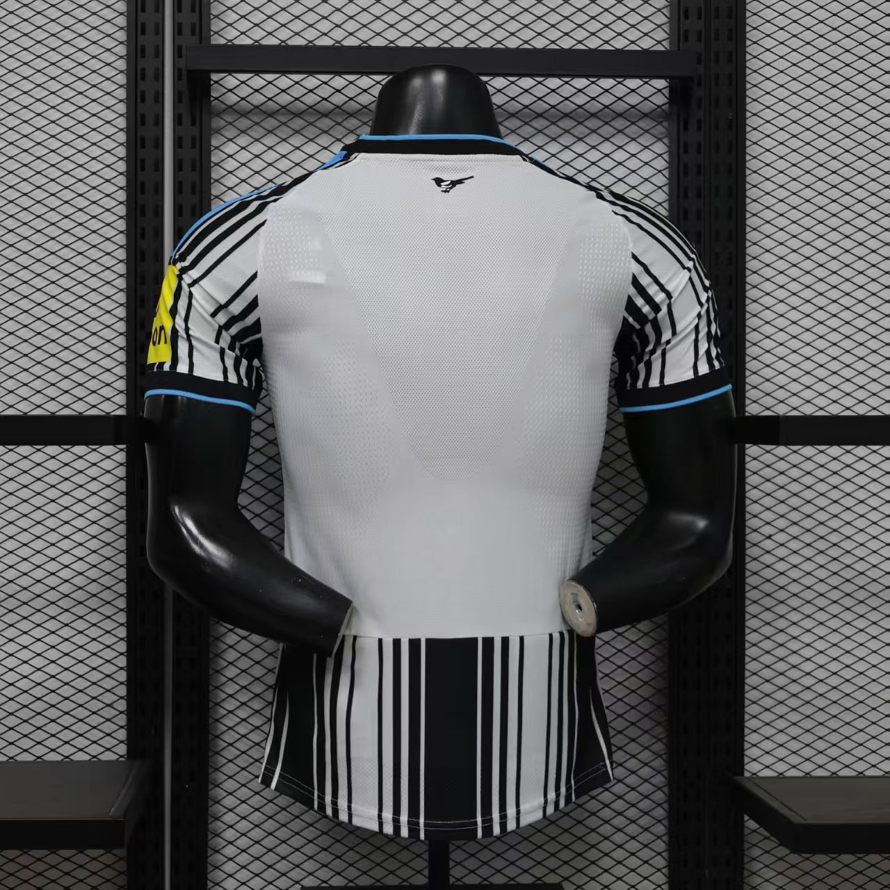 Newcastle Home 26-27