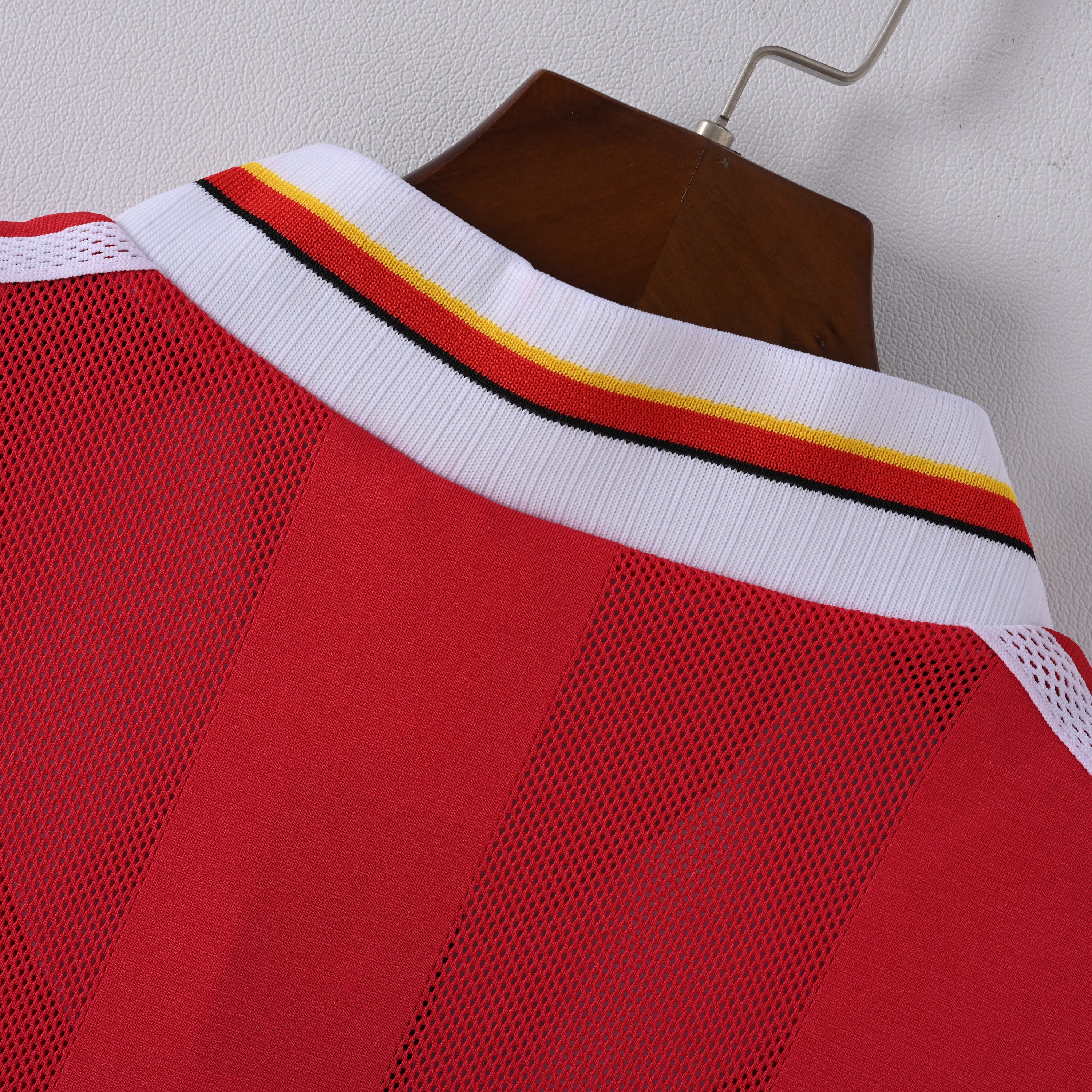 Liverpool F.C. 1995–96 Carlsberg Home