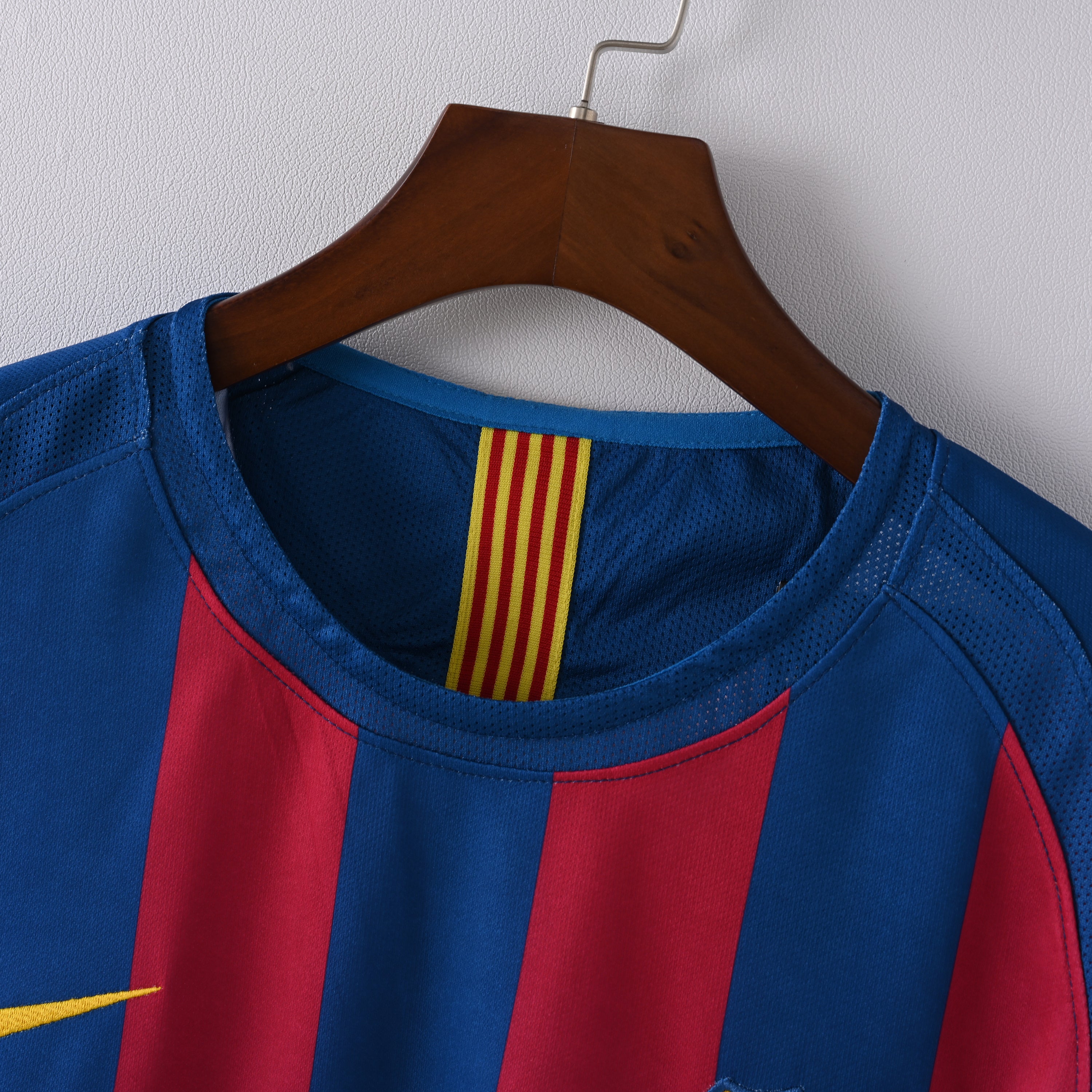 FC Barcelona 2005–06 Home