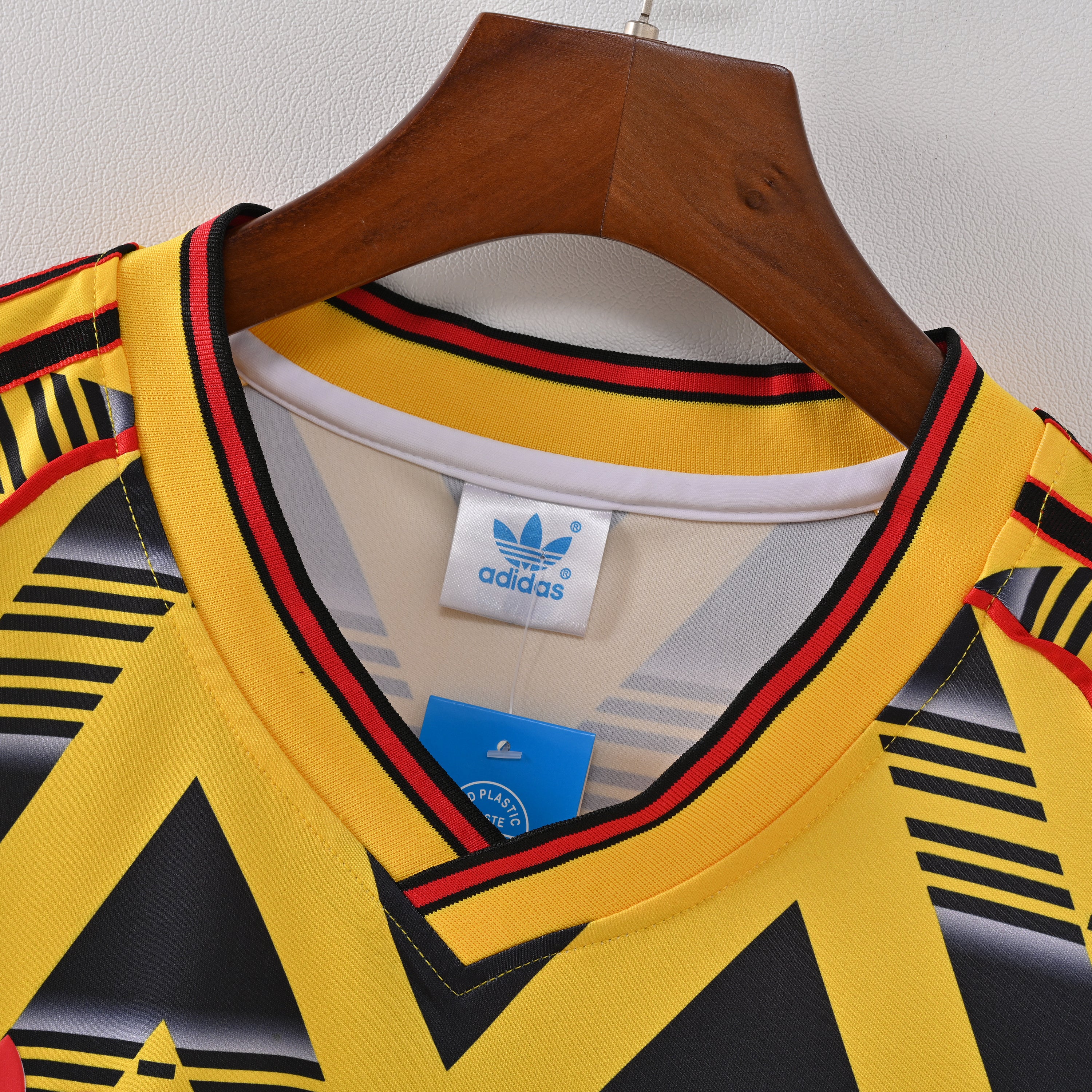 Arsenal 1991–93 Bruised Banana Away