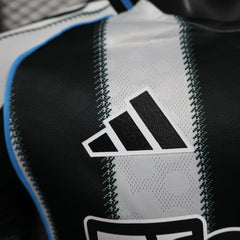 Newcastle Home 25/26