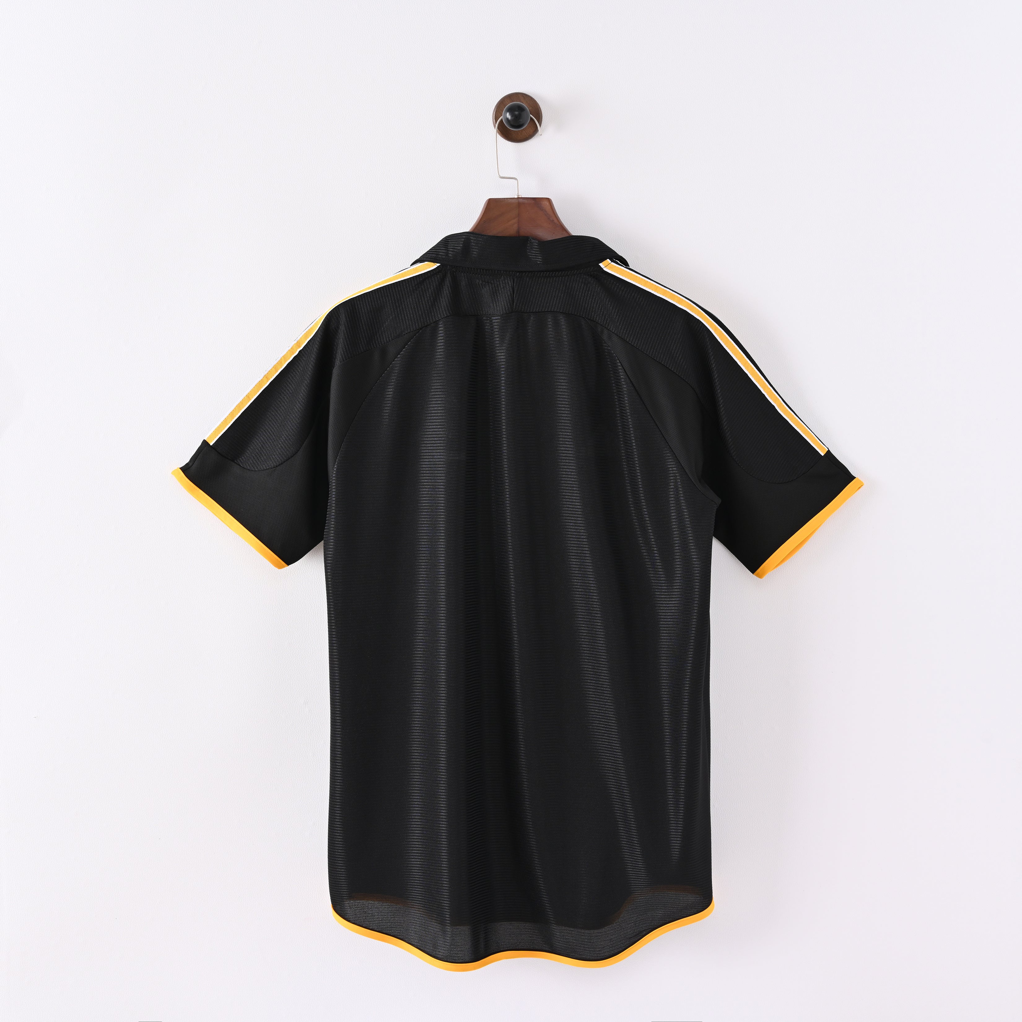 Real Madrid 99-01 Away
