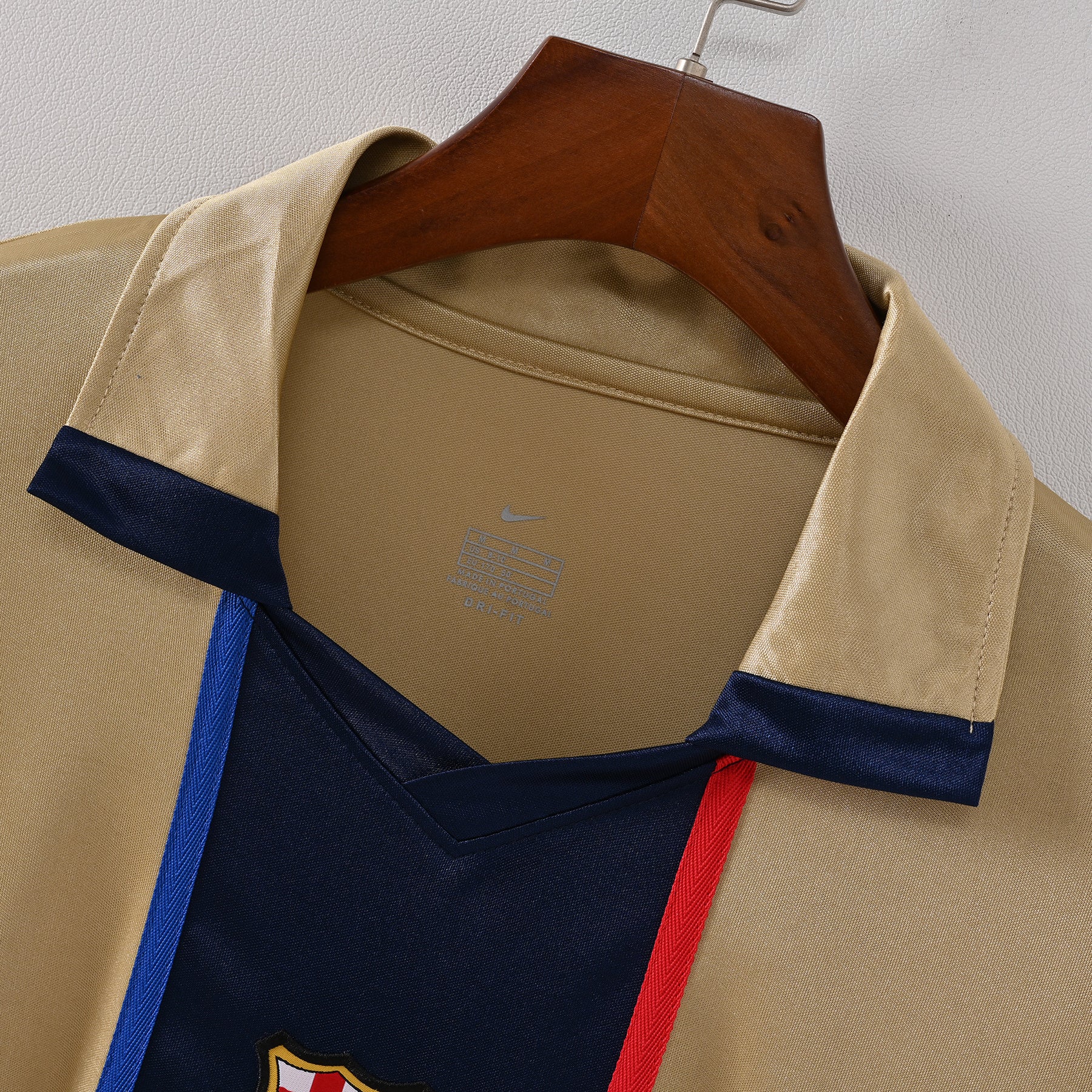 Barcelona 2001–02 Away