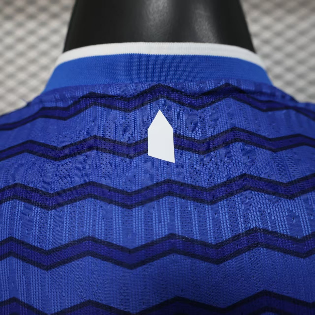 Everton Home 25/26