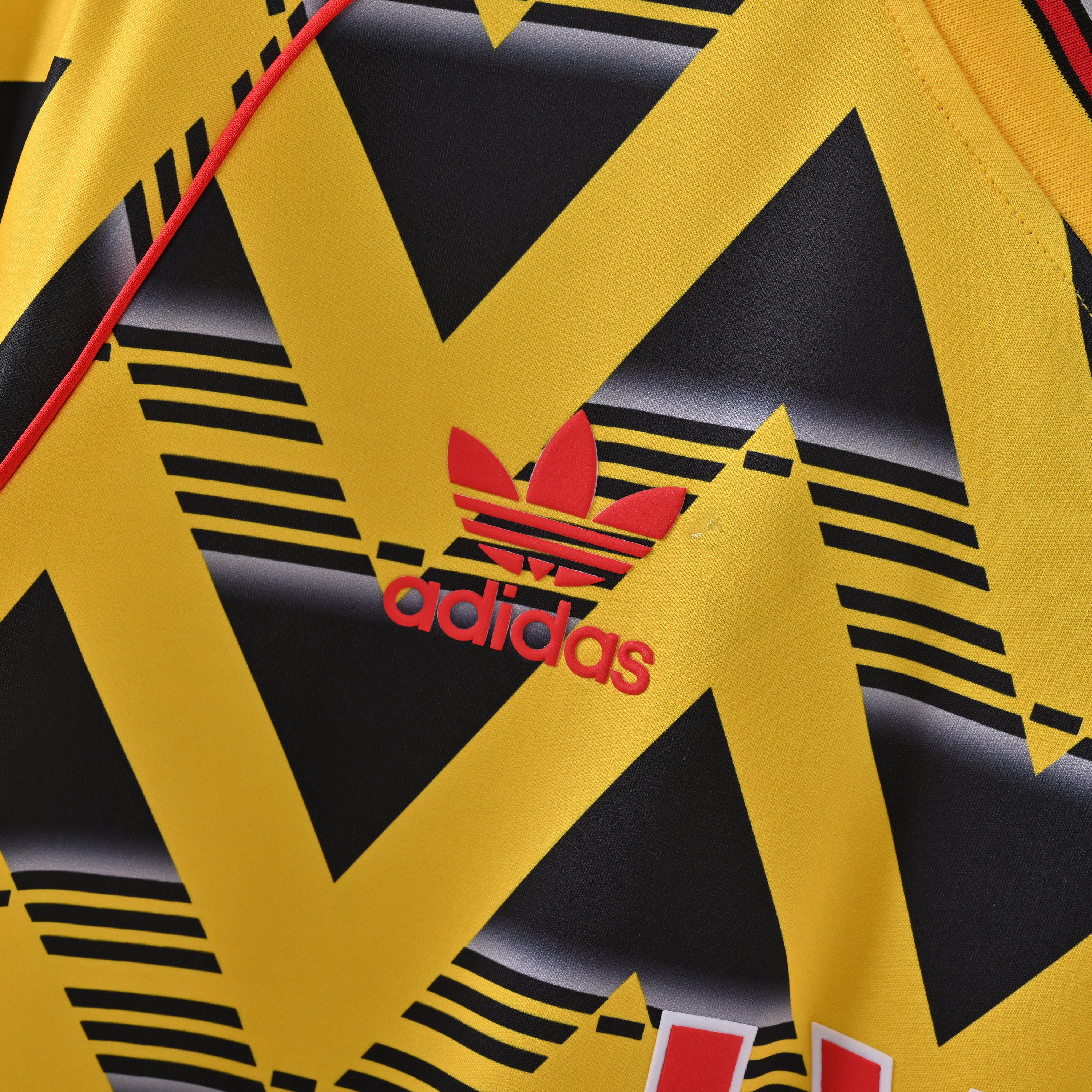 Arsenal 1991–93 Bruised Banana Away
